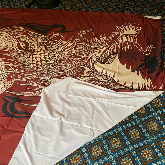 NEW Dragon duvet cover size king wine colored. - Picture 3 of 7